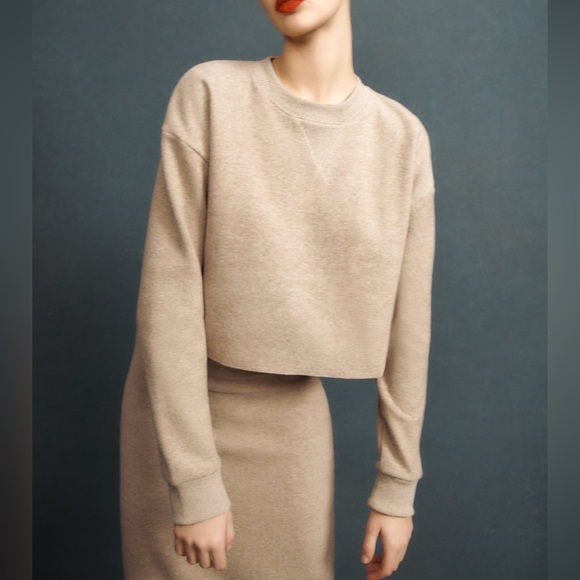 Zara Tops - Zara Soft‎ Sweatshirt Top